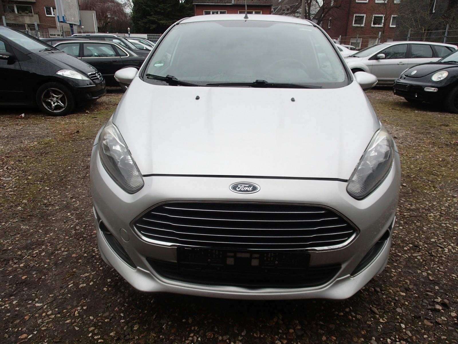 Ford Fiesta RS/NAVI/KAMERA/5 TIRIG
