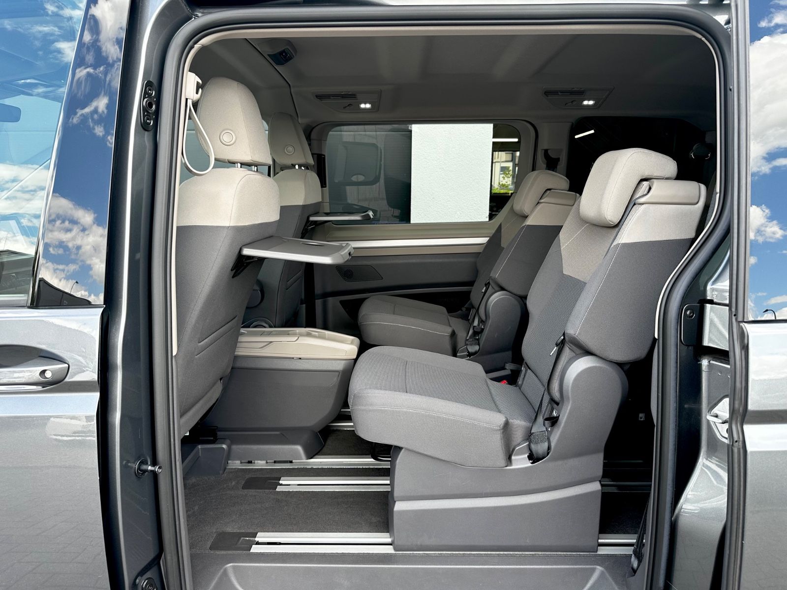 Volkswagen T7 Multivan Life 7Sitzer Unfallfrei foto 15