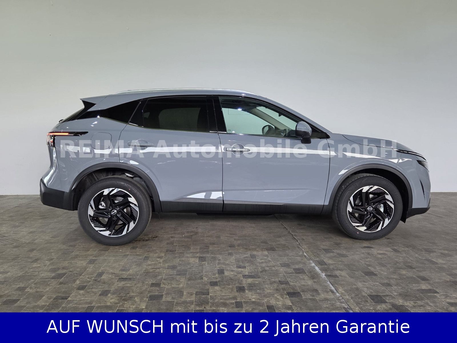 Fahrzeugabbildung Nissan Qashqai 1.3 DIG-T MHEV 158PS Xtronic , Pano