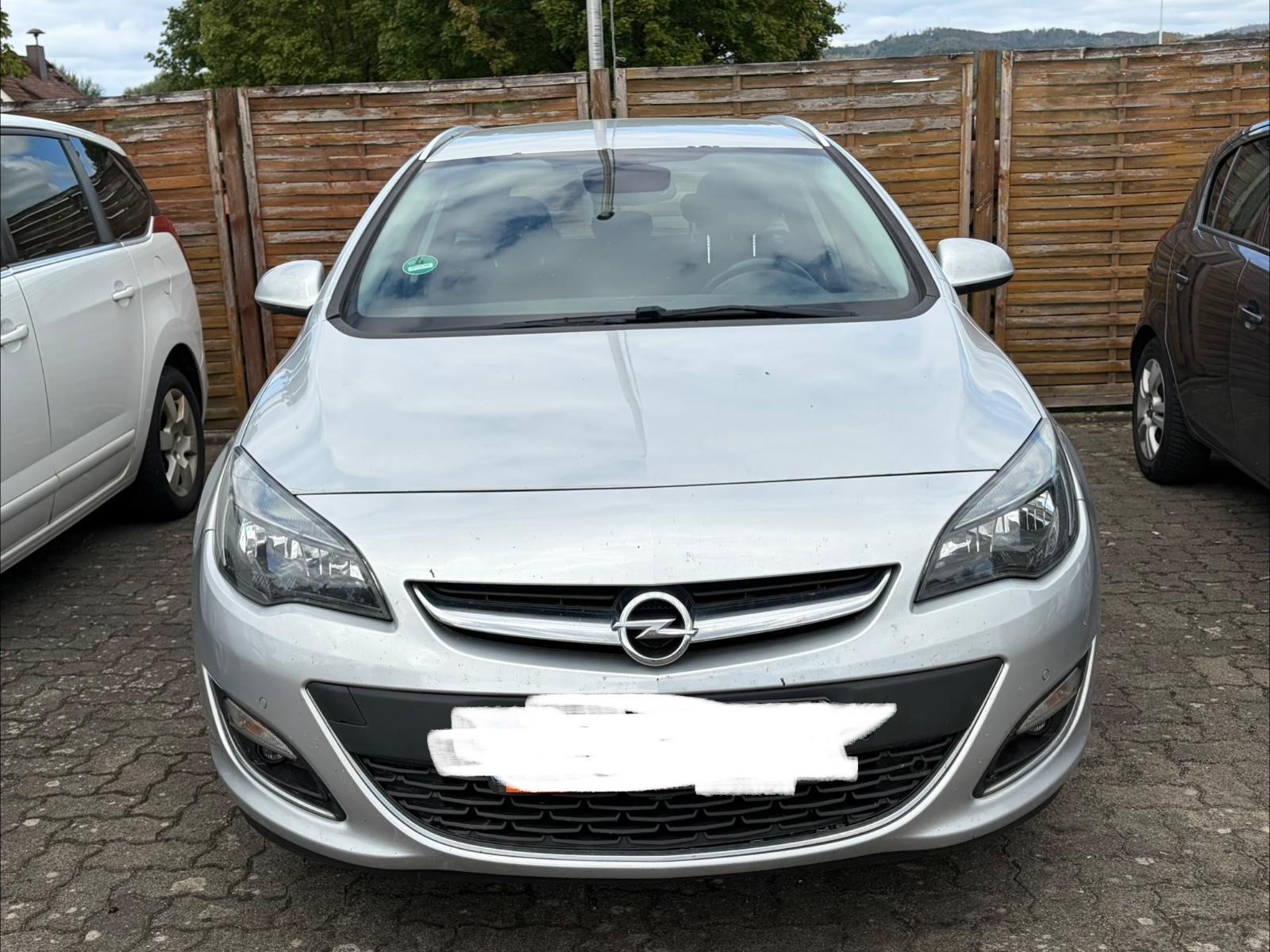 Opel Astra 2015 — photo 6