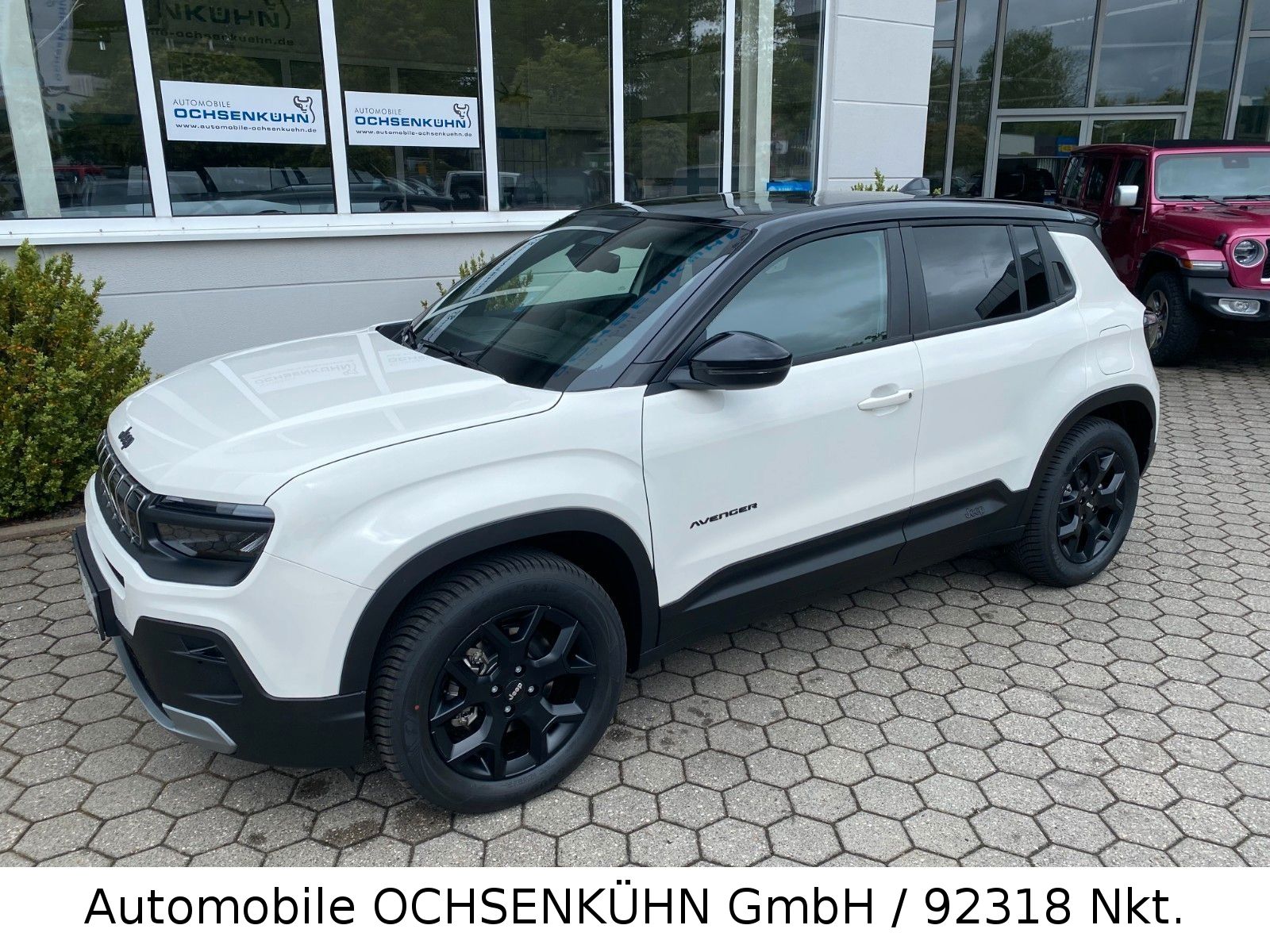 Jeep Avenger Elektro Black Edition / Sitzh., Nav.