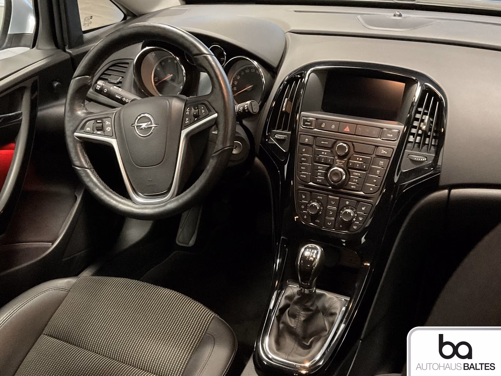 Opel Astra ST 1.6 Turbo Exklusiv BiXen/Navi/Tempo/Kam