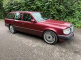 Mercedes-Benz 300TE/KLIMA/LEDER/SITZHEIZUNG/EFH/ - Mercedes-Benz 300 in Berlin