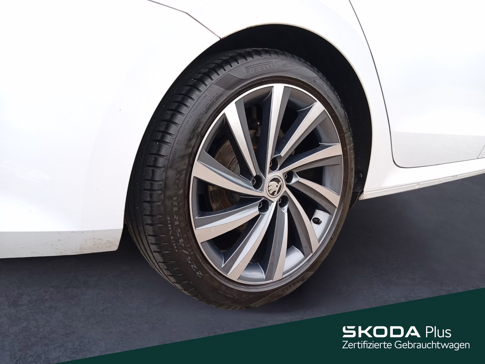SKODA OCTAVIA COMBI 2.0 TDI DSG SPORTLINE 150ch