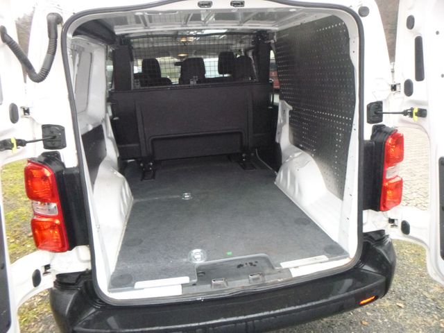 Vivaro FlexSpace Doka L