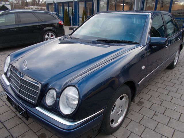 Mercedes-Benz E 240 /Automatik