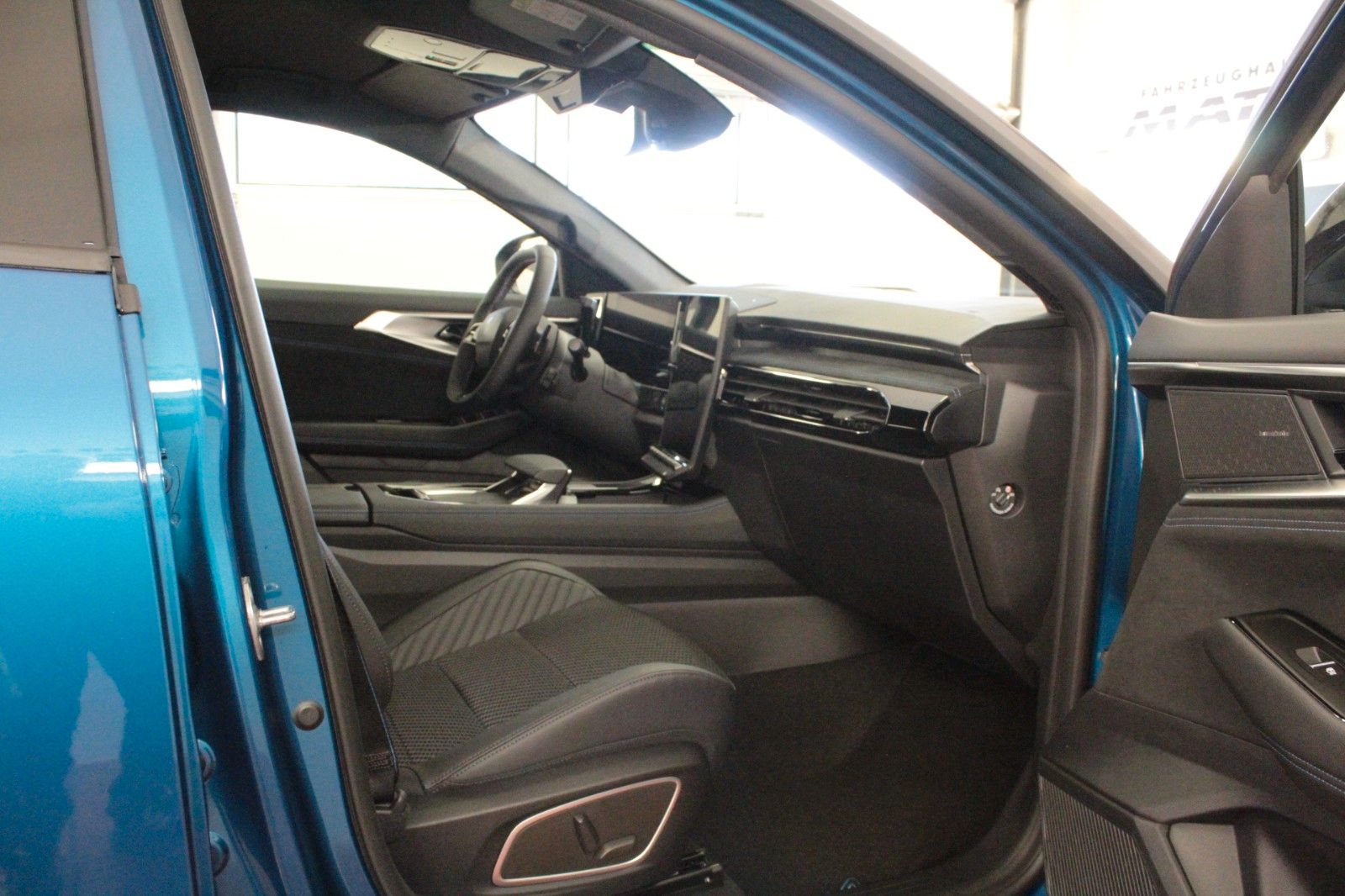 Fahrzeugabbildung Renault Austral Mild Hybrid 160 Esprit Alpine #15394