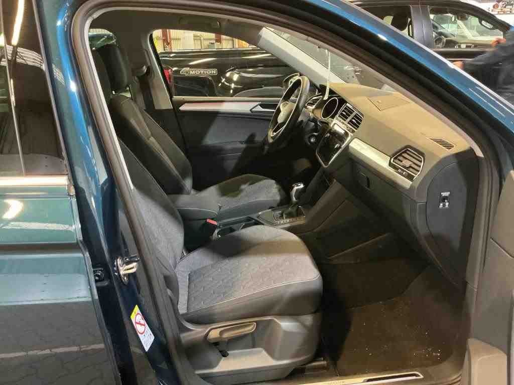 Fahrzeugabbildung Volkswagen Tiguan MOVE 1.5 TSI DSG | LED AHK RFK ACC