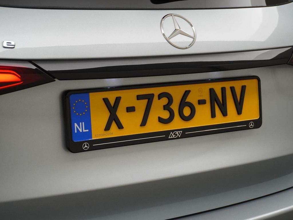 Mercedes-Benz GLC 300 300e 4MATIC AMG Line panorama dach