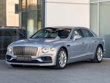 Bentley Flying Spur Hybrid - Bentley Flying Spur Plug-In Hybrid Gebrauchtwagen