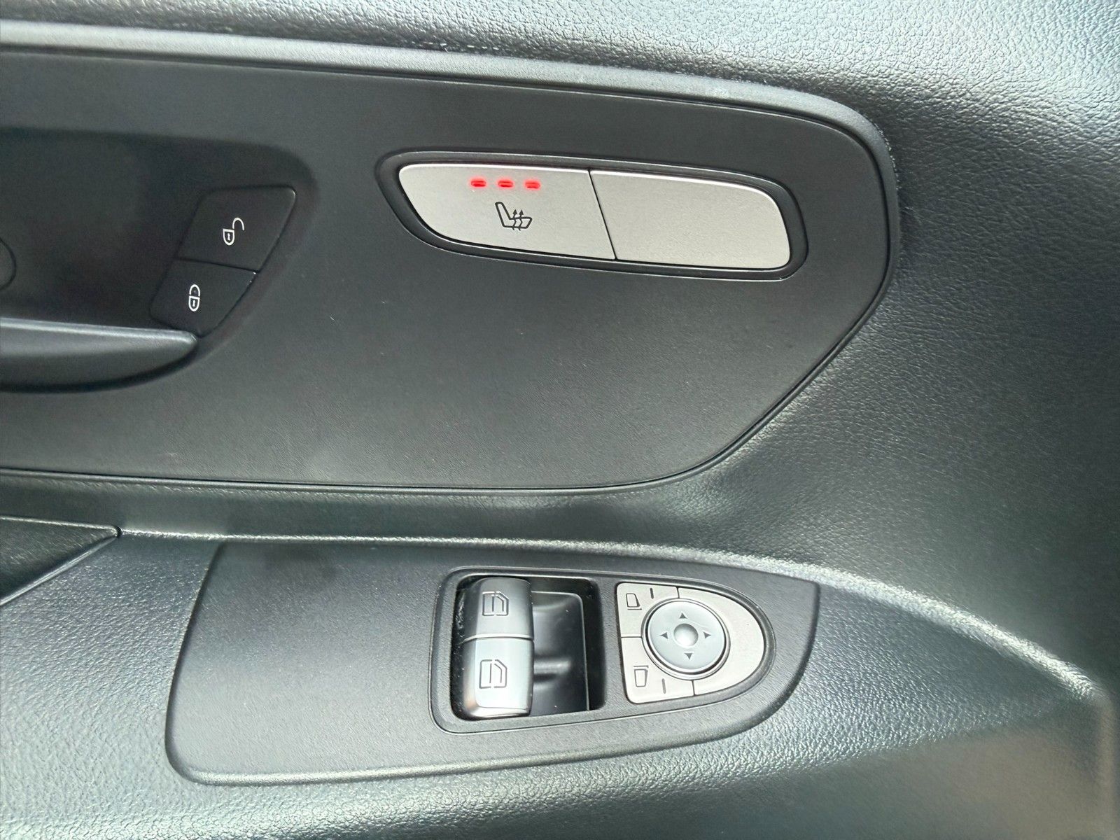 Fahrzeugabbildung Mercedes-Benz Vito 116 CDI 9G Extral Klima Kamera SHZ