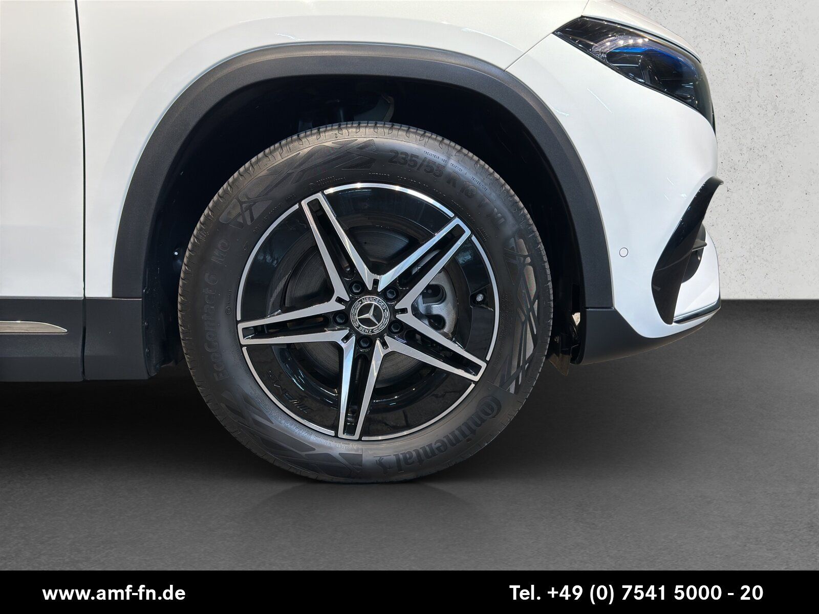 EQA 300 4MATIC AMG-LINE | LED | NAV | RFK | ELHK