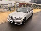 Mercedes-Benz C 250 CDI 4MATIC T BlueEFFICIENCY Autom. - - Mercedes-Benz C 250 in Krefeld