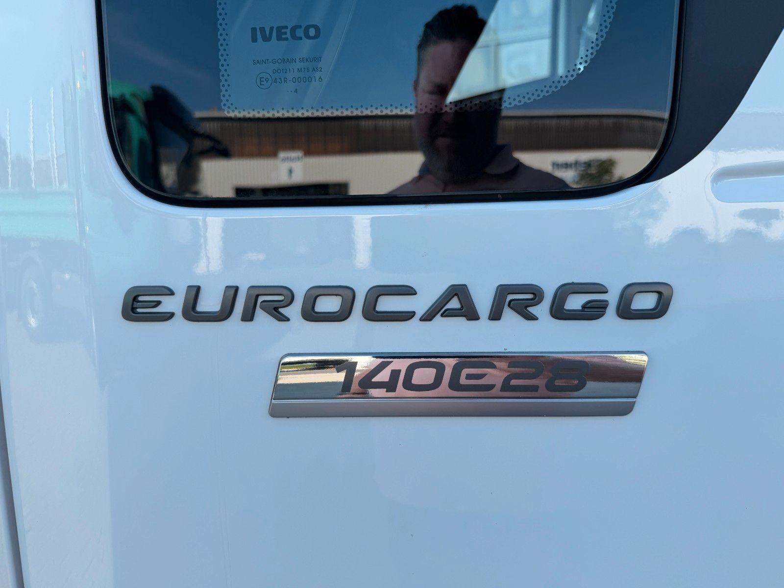 Fahrzeugabbildung Iveco Eurocargo ML140E28/P Bett AHK Klima Standheizung