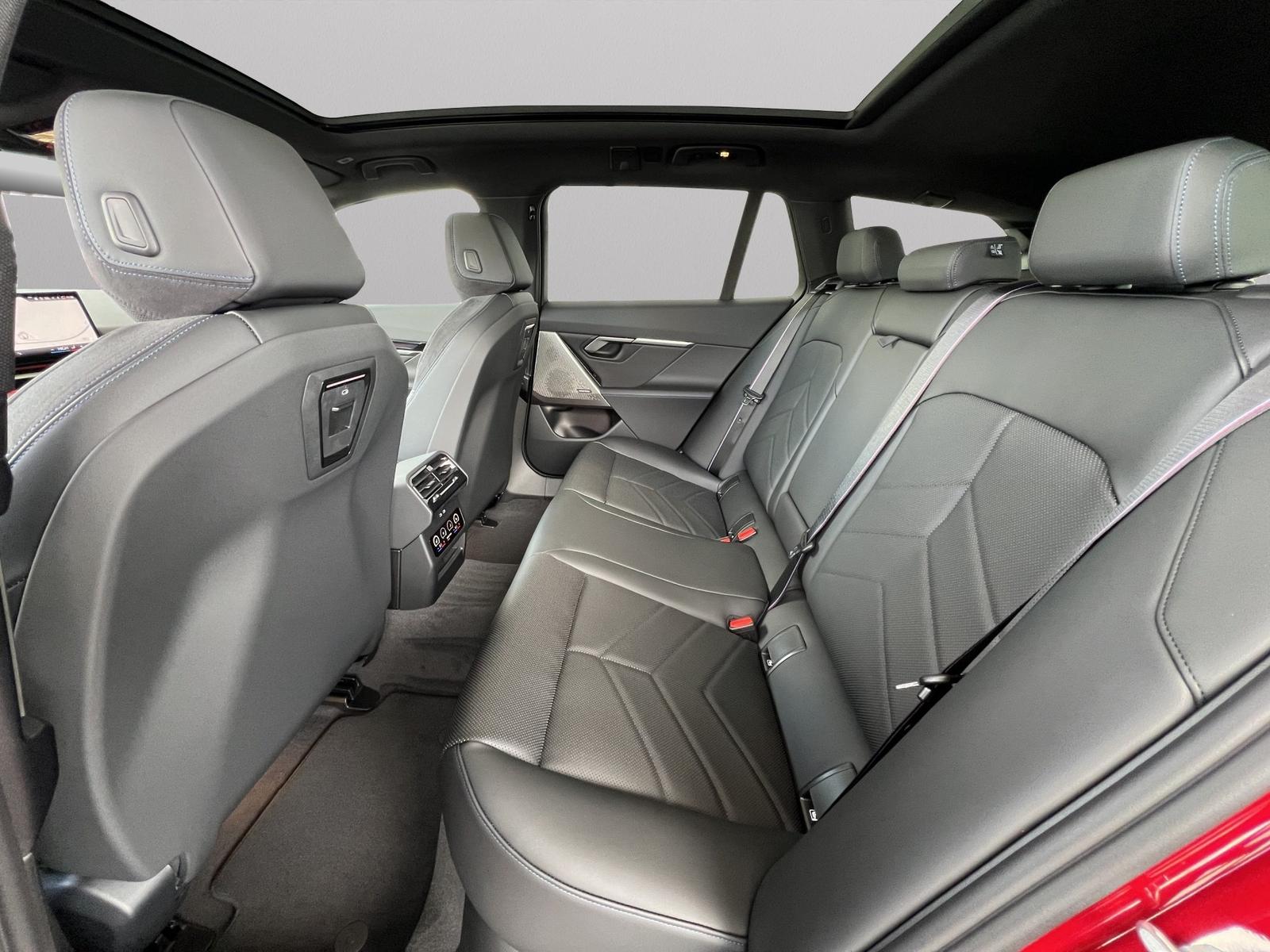 BMW 530e xDrive Touring M-Pro ACC 360° AHK Pano H/K