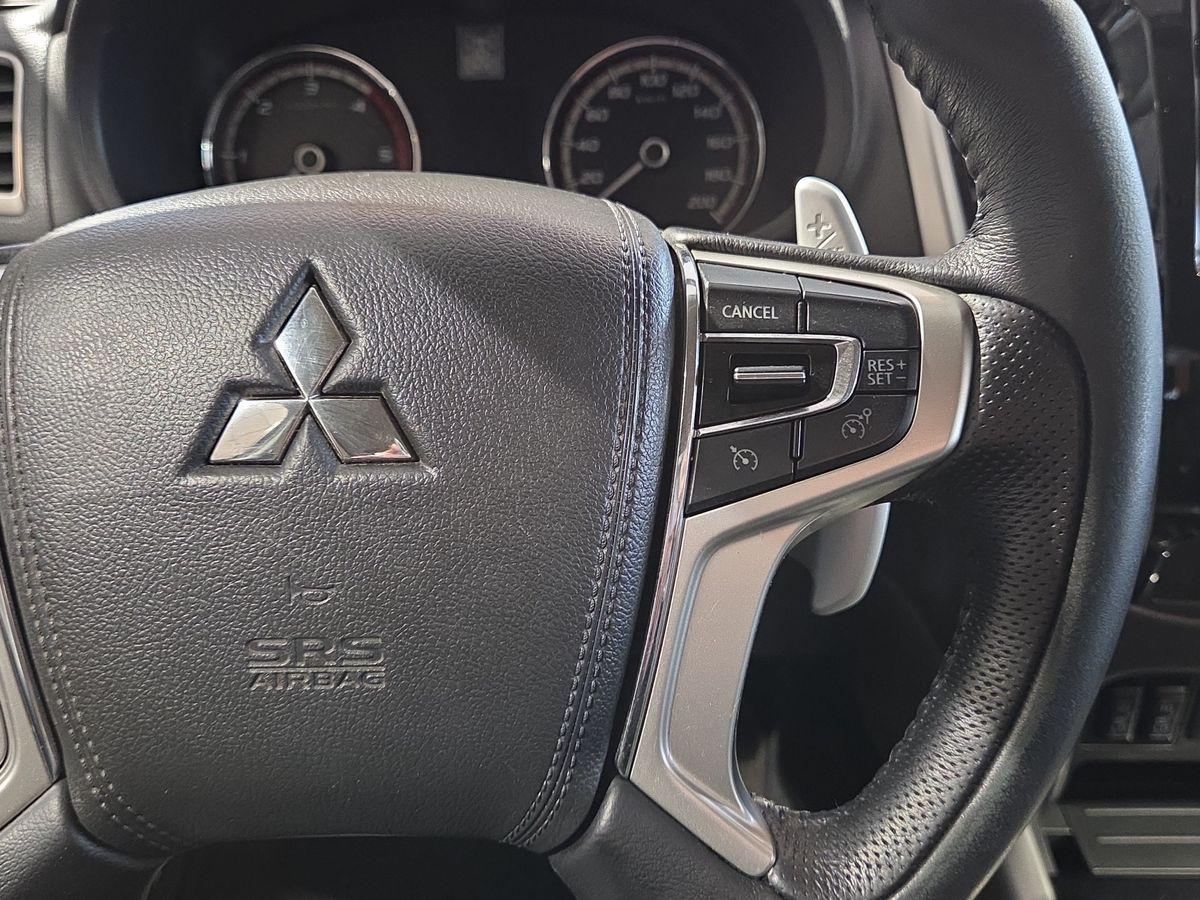 Mitsubishi L200 Diamant Edition+ DOKA 4WD *AHK*NAVI*