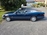 Mercedes-Benz 124cabrio mit H - Mercedes-Benz E 200 aus 1993