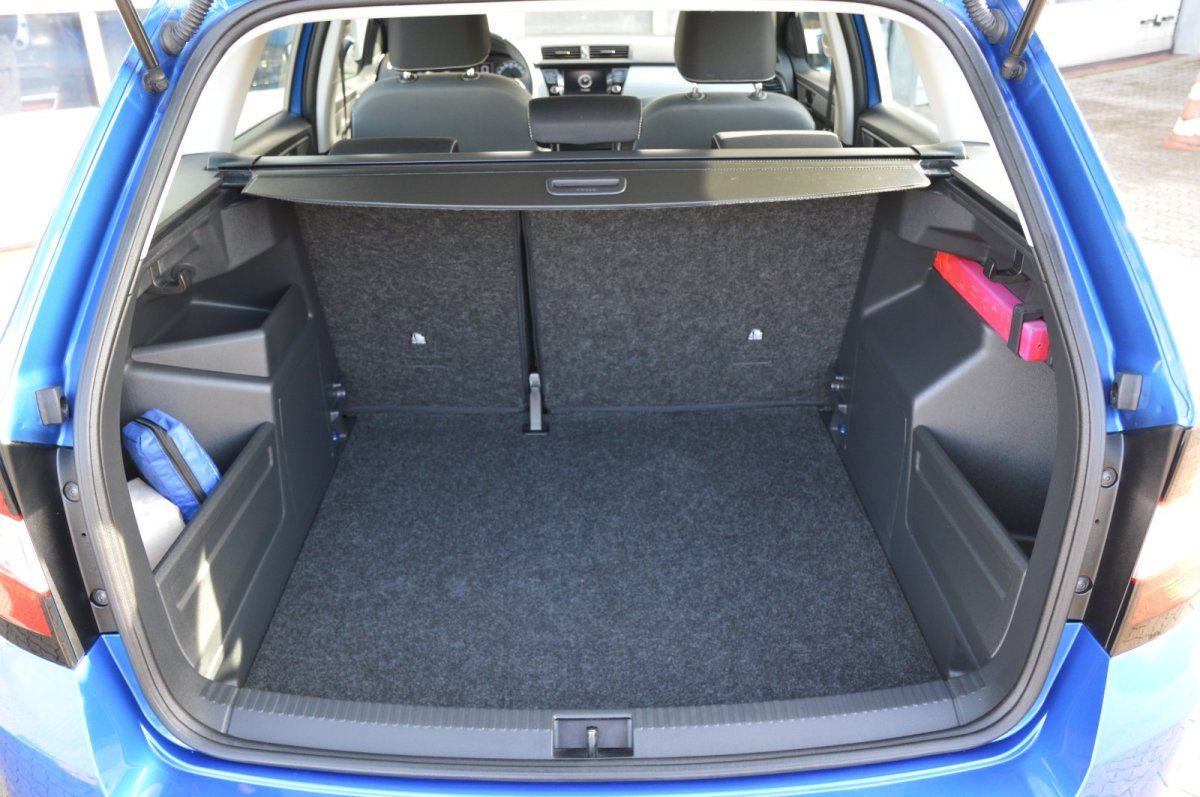 Fahrzeugabbildung SKODA Fabia Combi   Ambition SHZ Kamera