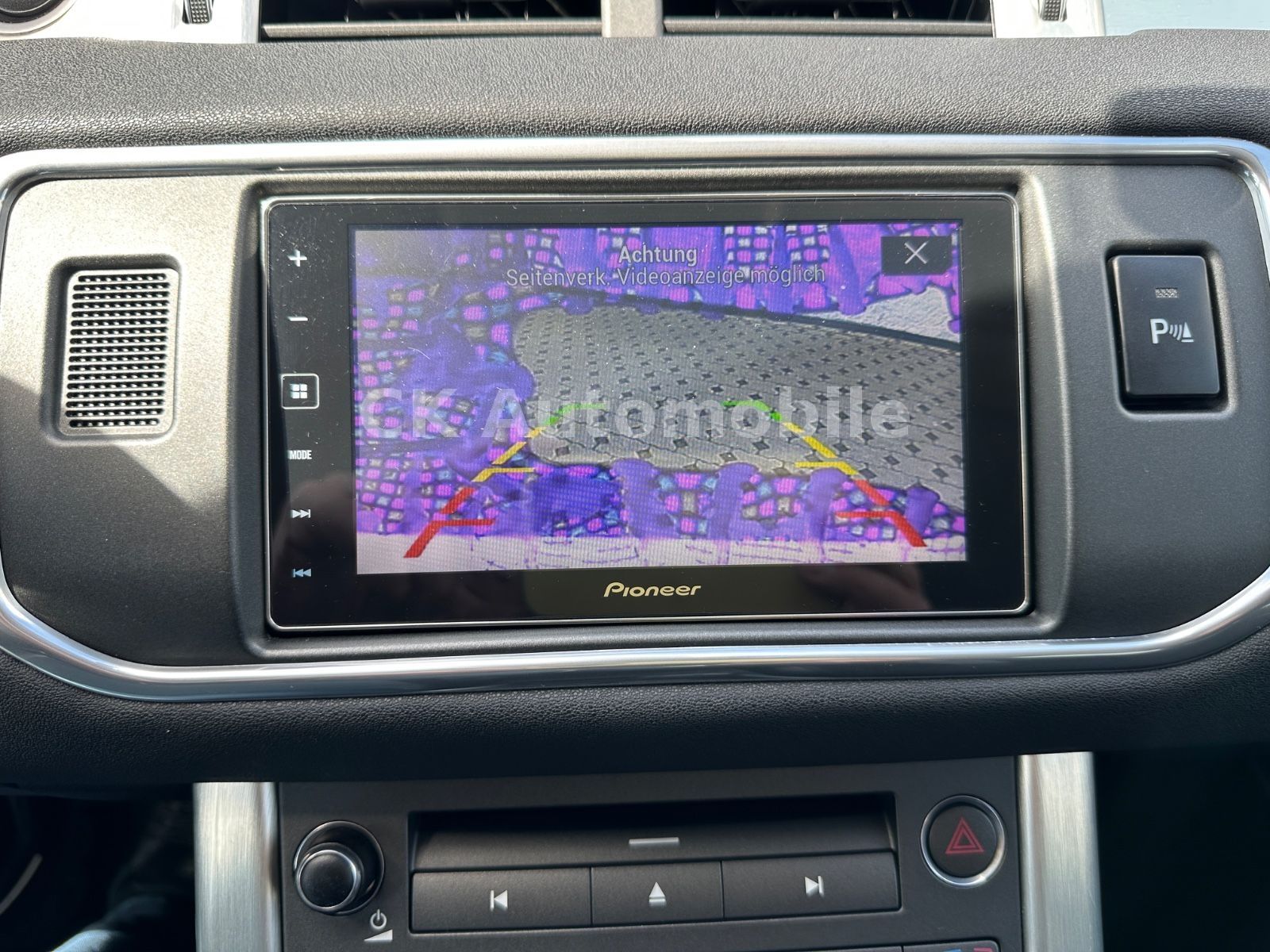 Fahrzeugabbildung Land Rover Range Rover Evoque Pure/Navi/Kamera/PDC