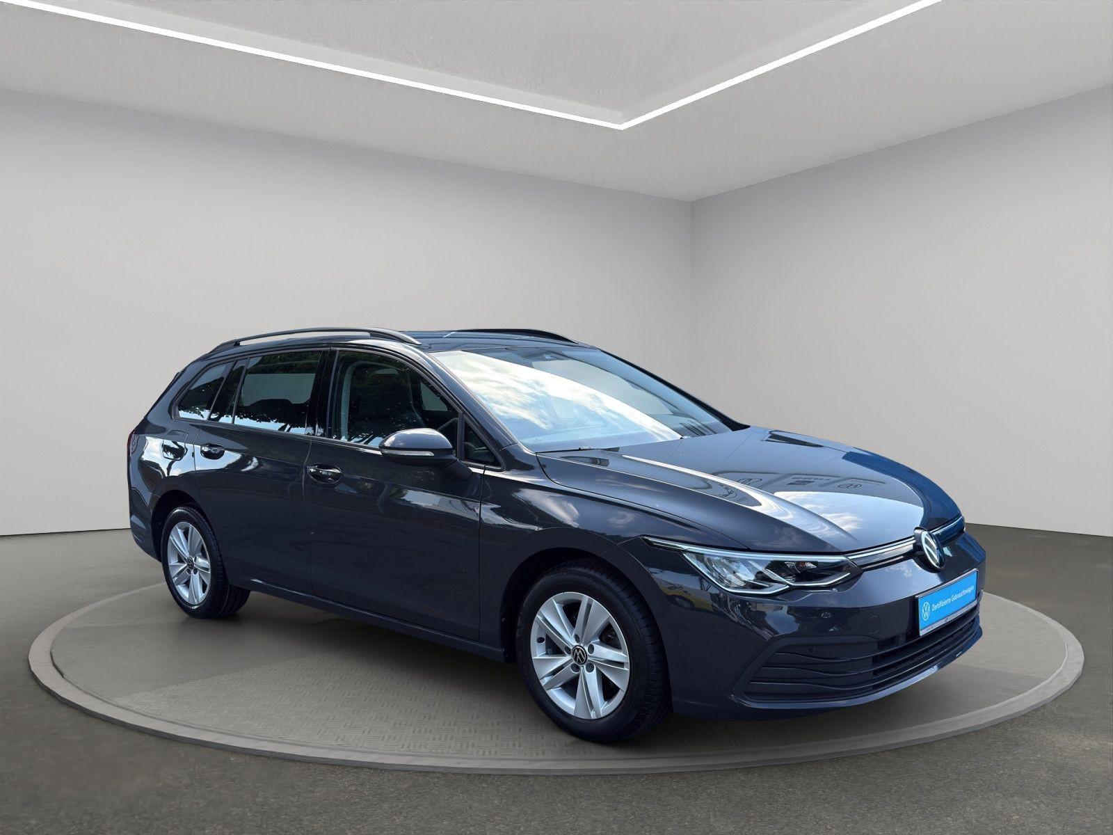 Volkswagen Golf VIII 1.0 TSI Life NAVI+ACC+LED+CARPLAY., миниатюра 3