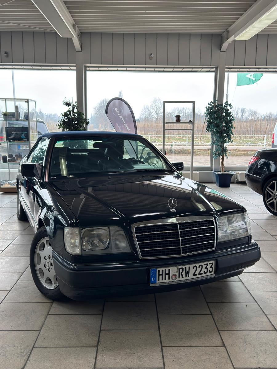 Mercedes-Benz CE 300