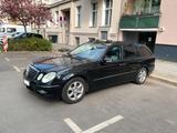 Mercedes-Benz 320CDI Kombi Avangarde von 10/2008 - Mercedes-Benz E 320 aus 2008: Cdi