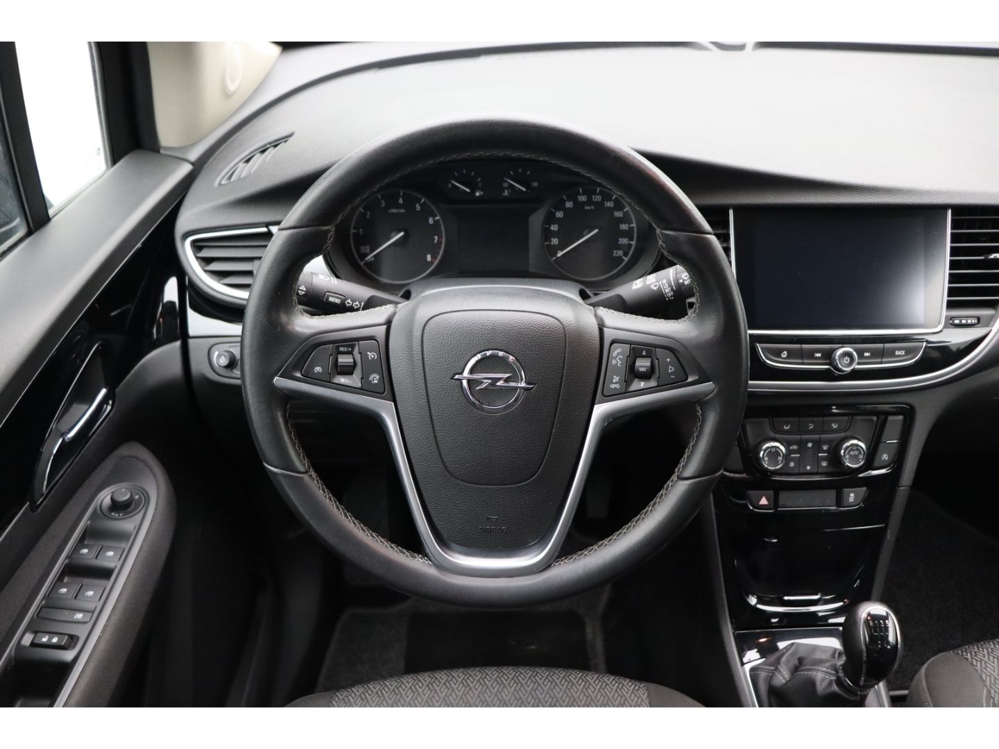 Fahrzeugabbildung Opel Mokka X 1.4 Edition AHK