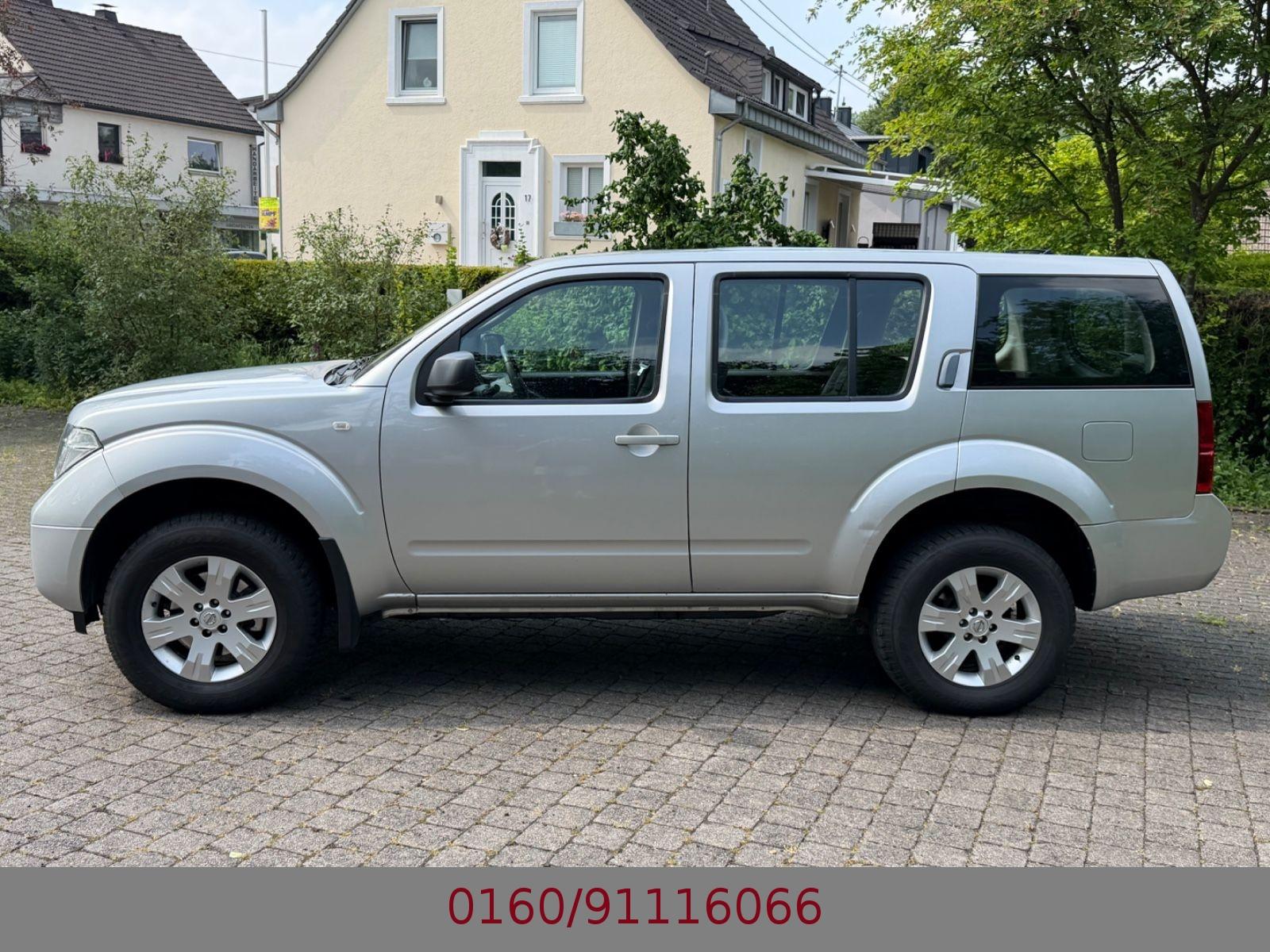 Nissan Pathfinder 2.5 174ch - Soubassement préservé - révision effectuée - Carnet d'entretien - Clim - Attelage