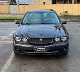 Jaguar X-Type 2.0D POCHI CHILOMETRI - Jaguar X-Type mit Diesel-Antrieb: 2.2