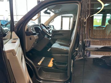 Volkswagen T6.1 Caravelle *AHK*1. Hand*LED*Klima*PDC