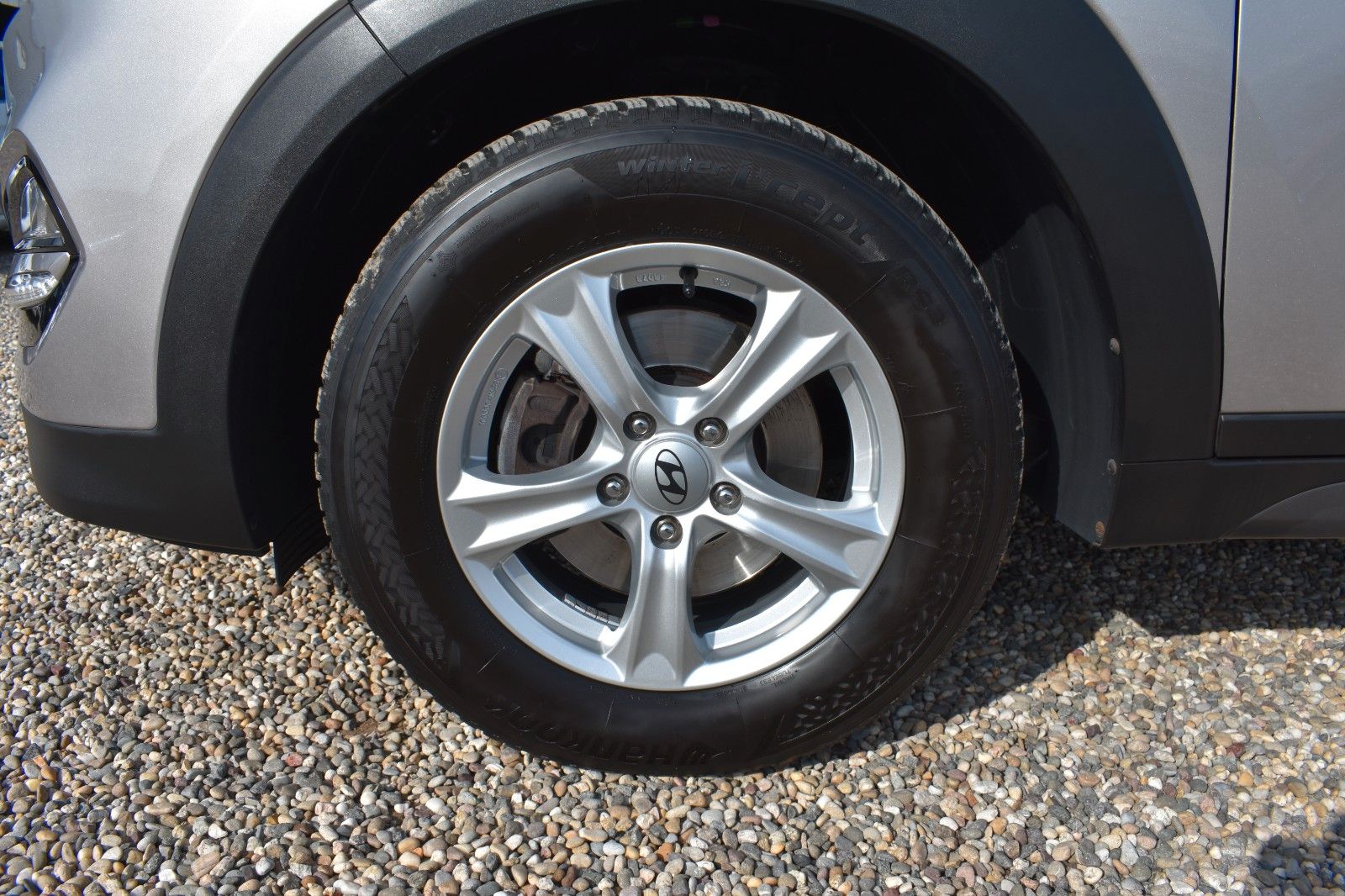 Fahrzeugabbildung Hyundai Tucson Style 2WD Panorama Dach Bluetooth Schaltr