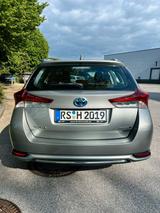 Toyota Auris Touring Sports Hybrid | 1. Hand  - Toyota Auris Touring Sports mit Hybrid-Antrieb