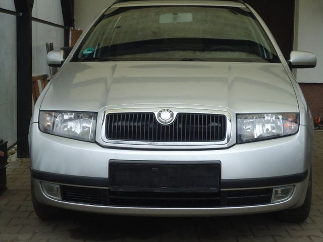 Skoda SKODA FABIA COMBI 1.9 TDI Leistung 74KW / ...