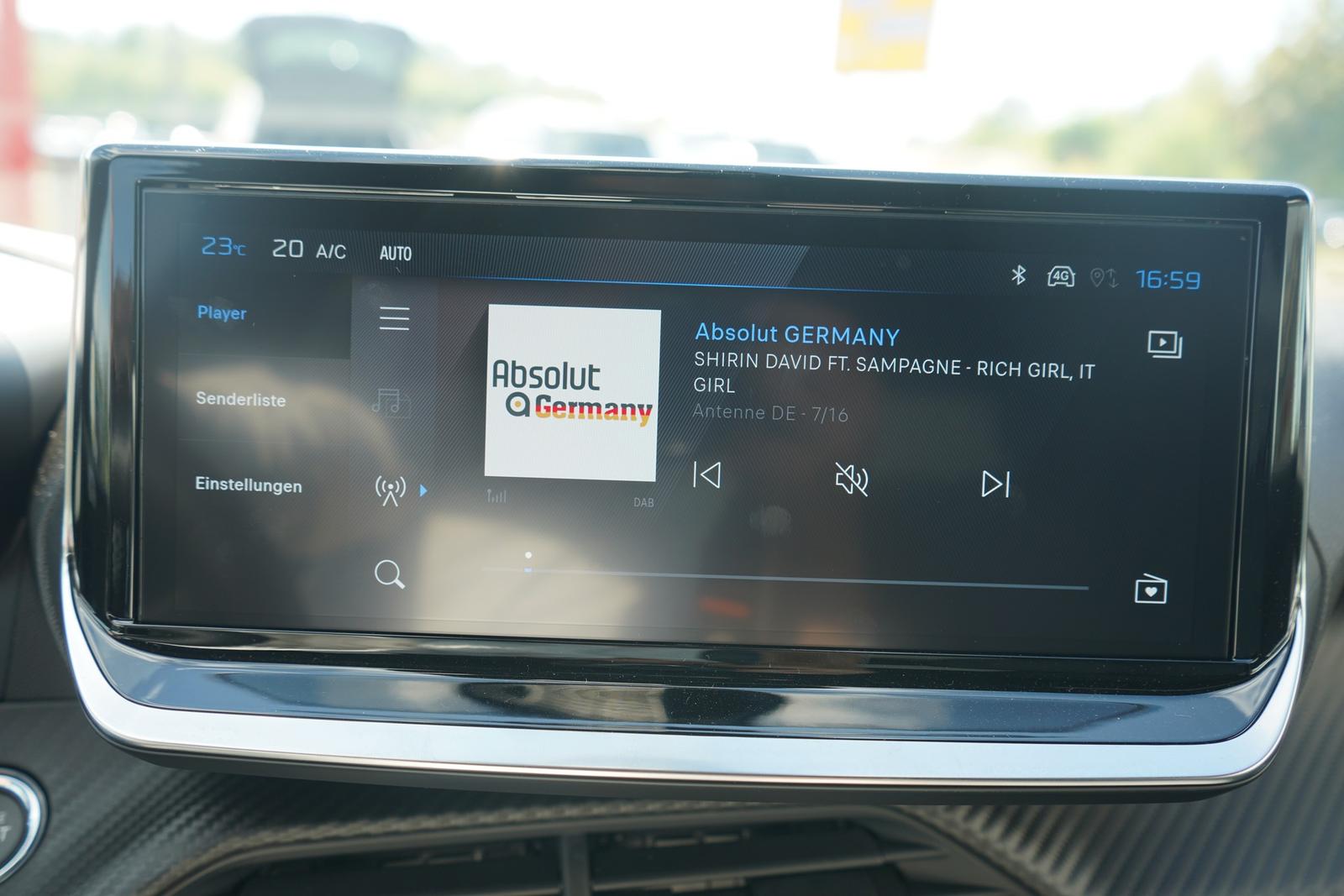 Peugeot 2008 1.2 PureTech LED Navi Tempomat