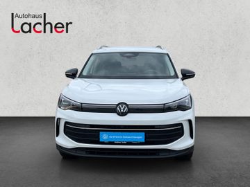 Volkswagen Tiguan - 9