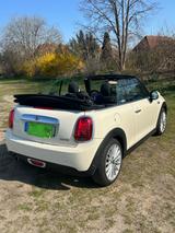 MINI Cooper Cabrio Automatik - MINI Cooper Cabrio: Automatik