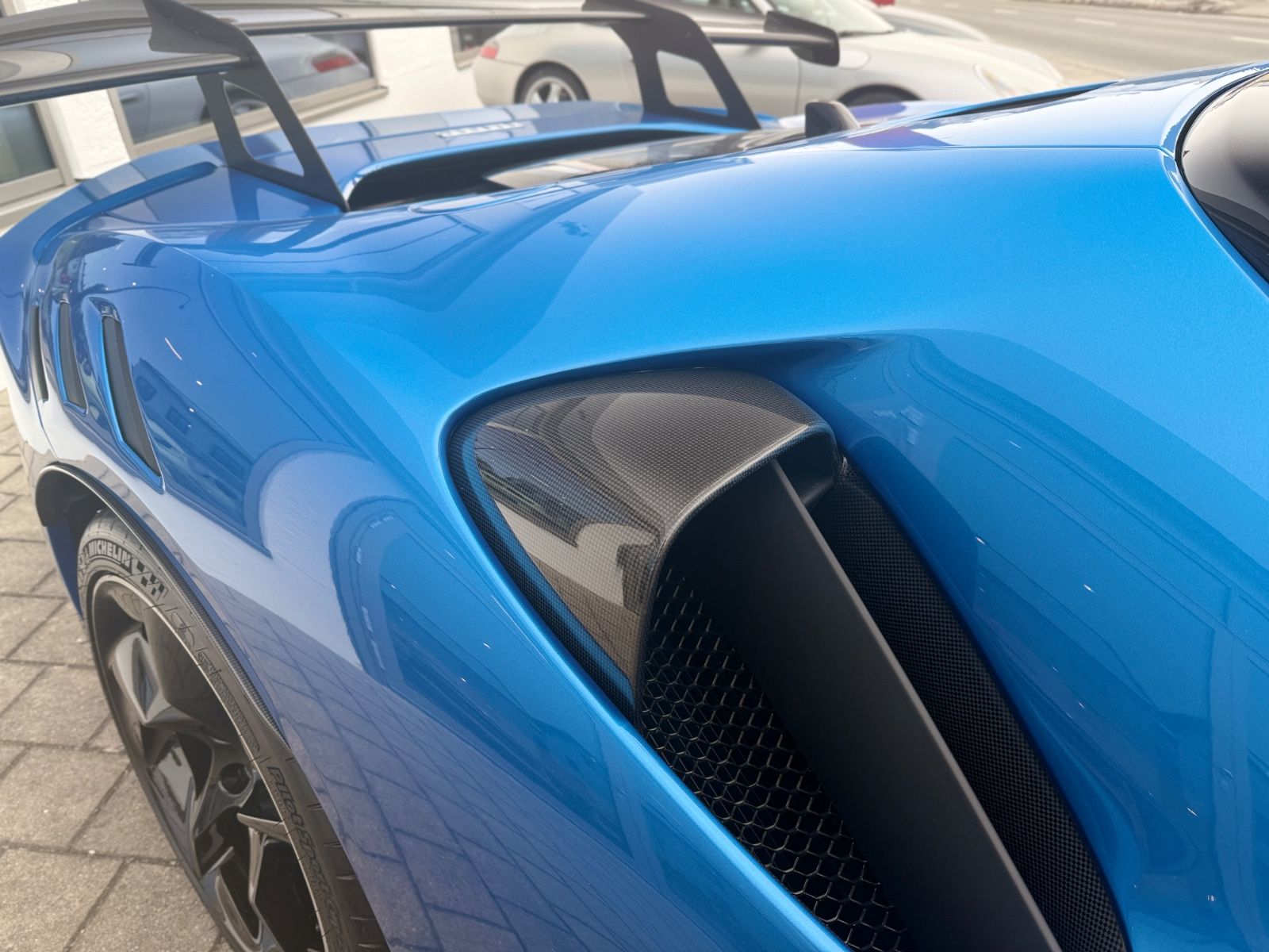 Fahrzeugabbildung Ferrari SF90 XX*1 owner*VAT*German car*PPF