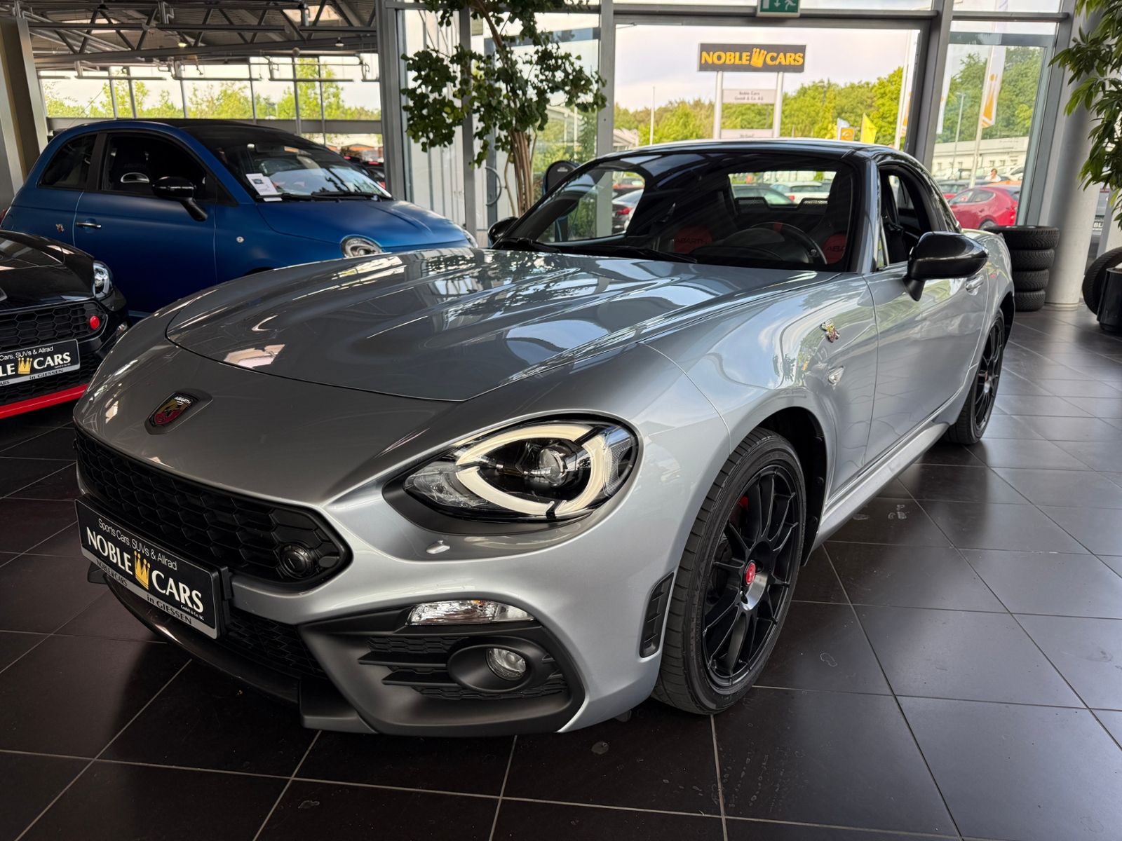 Fahrzeugabbildung Abarth 124 Spider GT HARDTOP LED LEDER