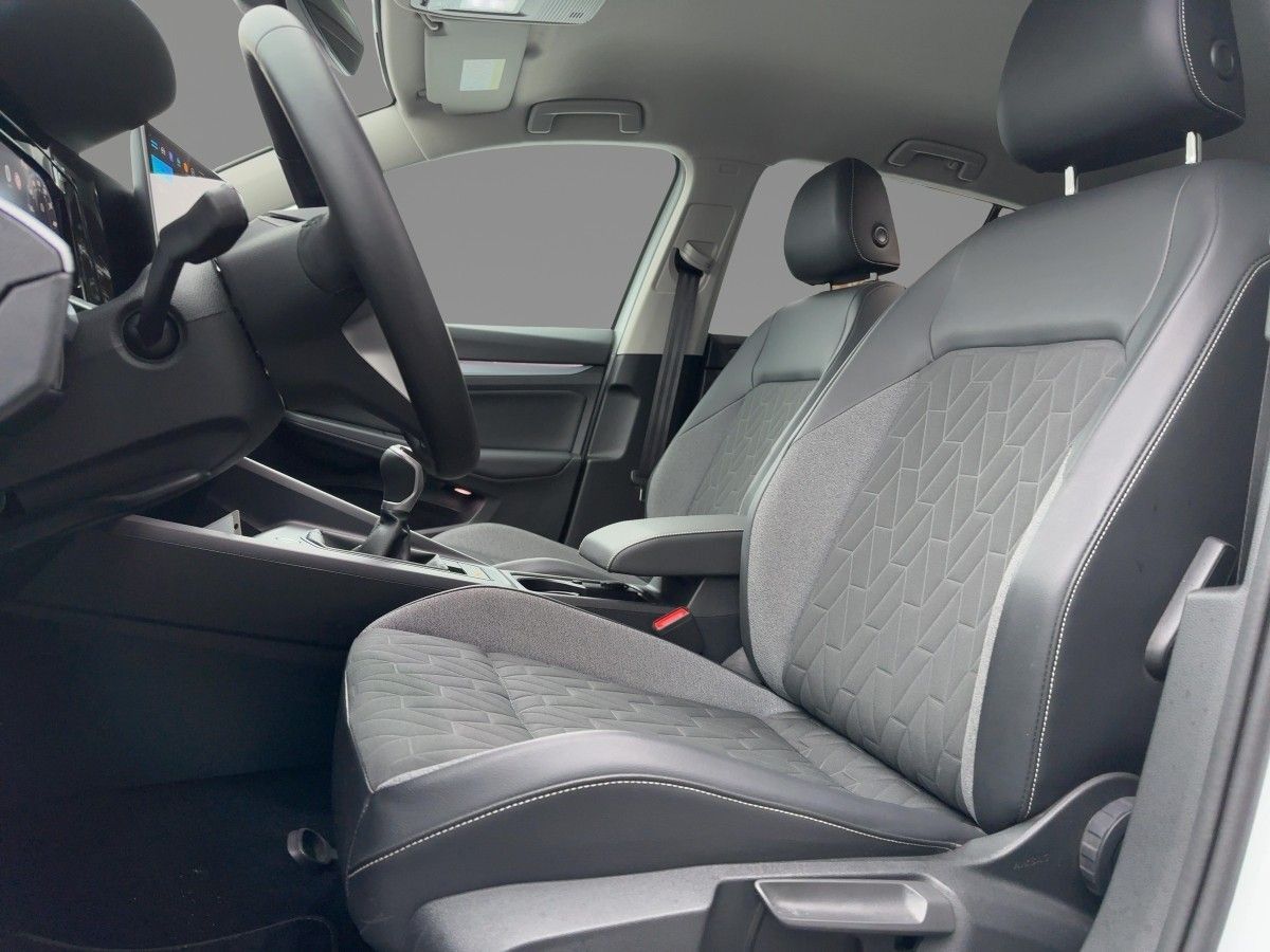 Volkswagen Golf - Bild 9