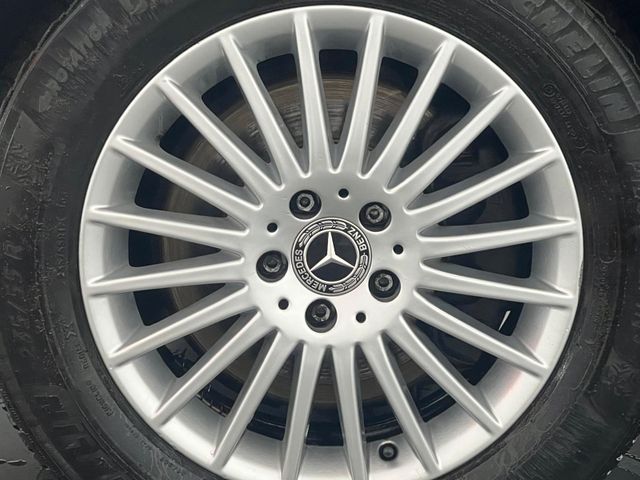 Mercedes-Benz V300d Lang 4 Matic,AVANTGARDE,7.Sitzer,LED