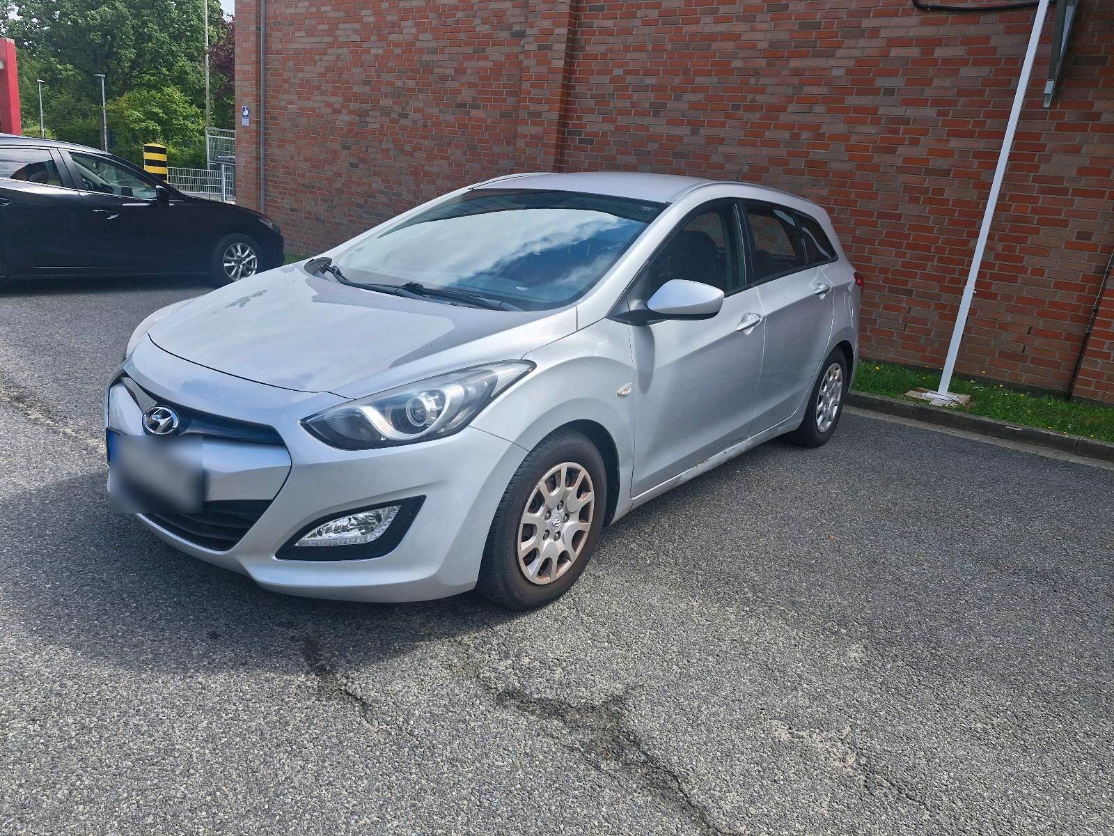 Hyundai i30 2014 — engine 99 HP (73kW)