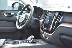 Fahrzeugabbildung Volvo XC60 Ultimate Dark AWD *Luft*STHZ*360*B&W*PANO