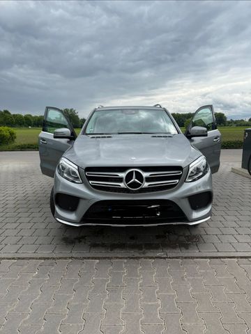 MERCEDES-BENZ GLE 350 d 4MATIC -
