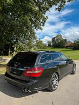 Mercedes-Benz E63 AMG Performance Vollauss... - gebrauchte Mercedes-Benz E 63 AMG aus dem Jahr 2012