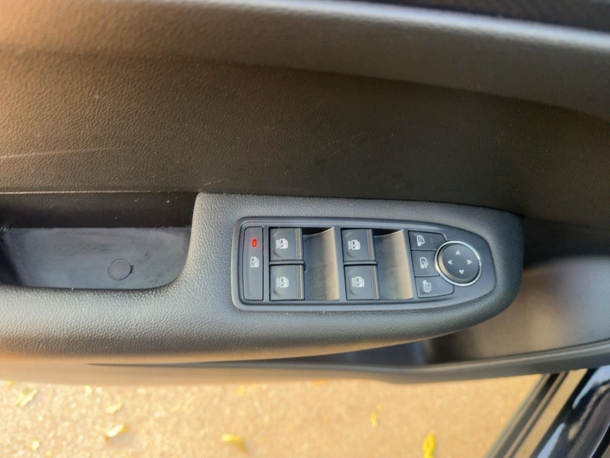 Fahrzeugabbildung Renault Arkana ZEN TCe 140 EDC