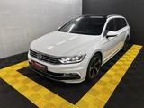 Volkswagen Passat Highline R-Line+AHK+Leder+ACC+Massage - Volkswagen Passat: Kombi, R Line
