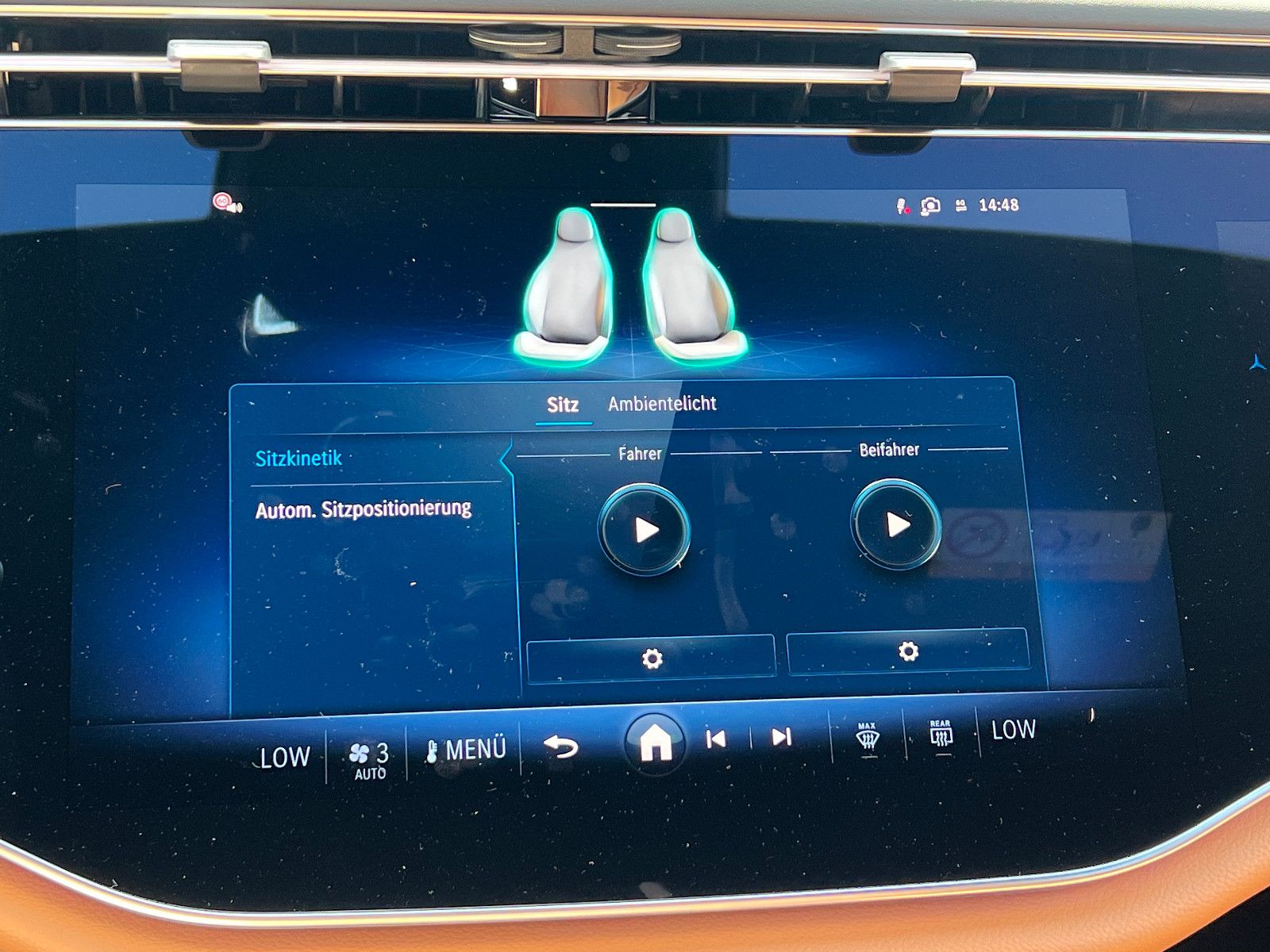 Fahrzeugabbildung Mercedes-Benz E 200 AMG LINE PREMIUM SUPERSCREEN EXCLUSIV NAPP