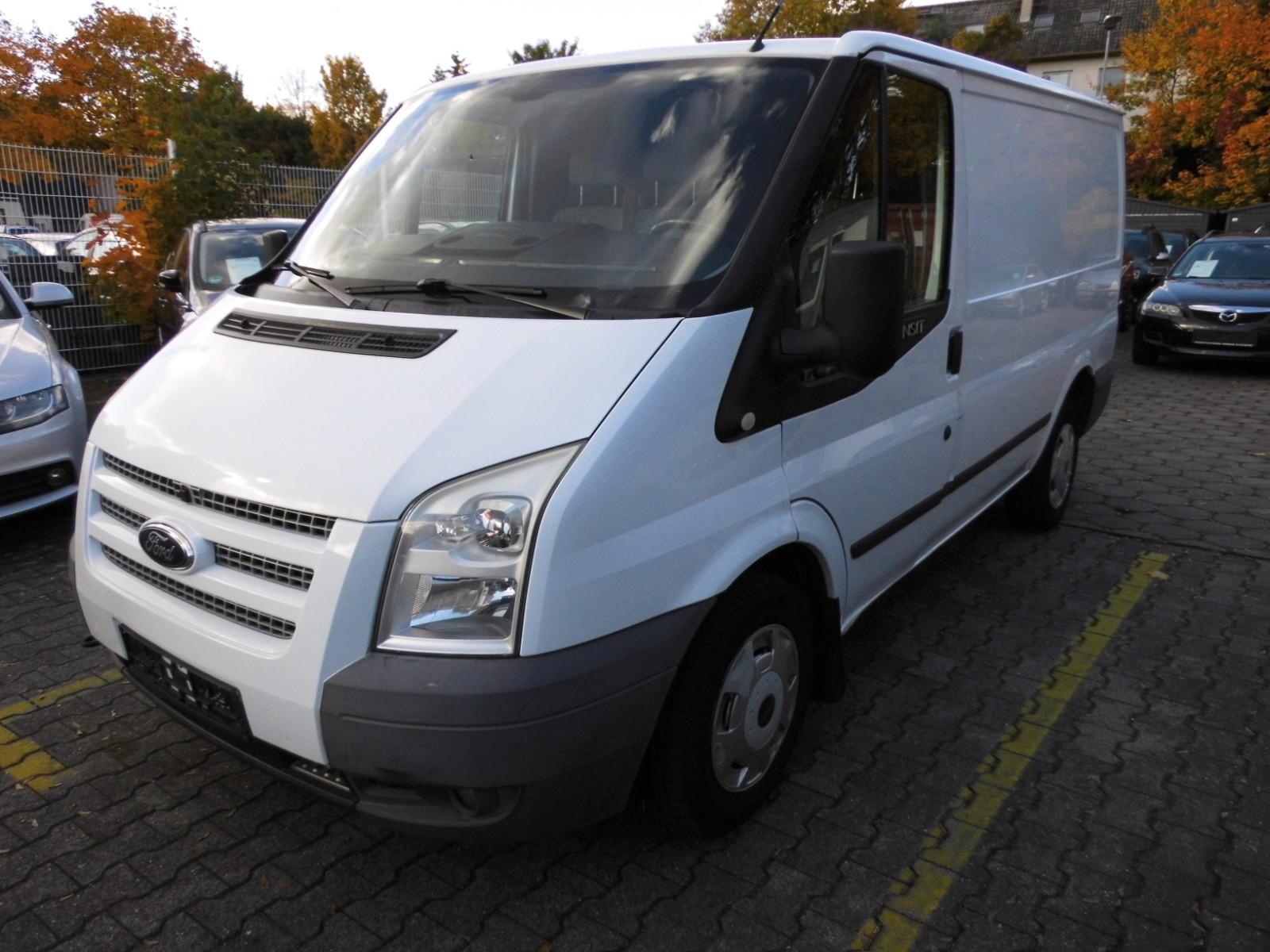 Ford Transit 2012 — rear view