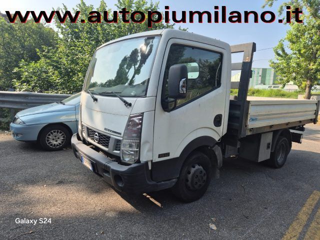 Nissan NISSAN Cabstar autocarro ribalt.trilaterali