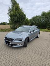 Skoda Superb 2.0 TDI SCR DSG Style Combi Style